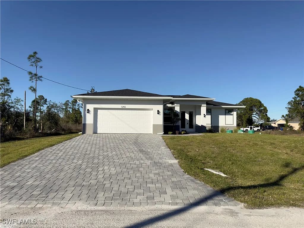 1255 Edna St. E Lehigh Acres - HICS Capital home builders